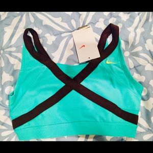 Nike DriFit crop bra (NWOT) - small